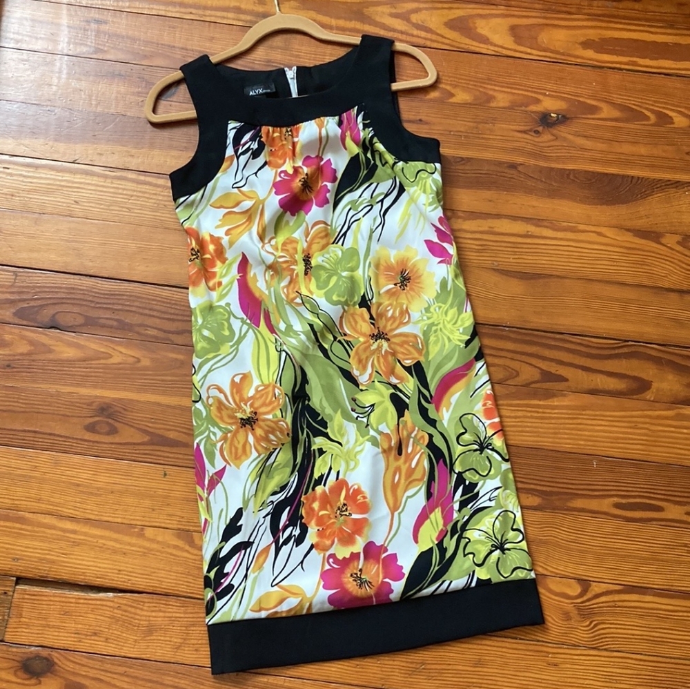 ALYX Like New Sleeveless floral dress size 6